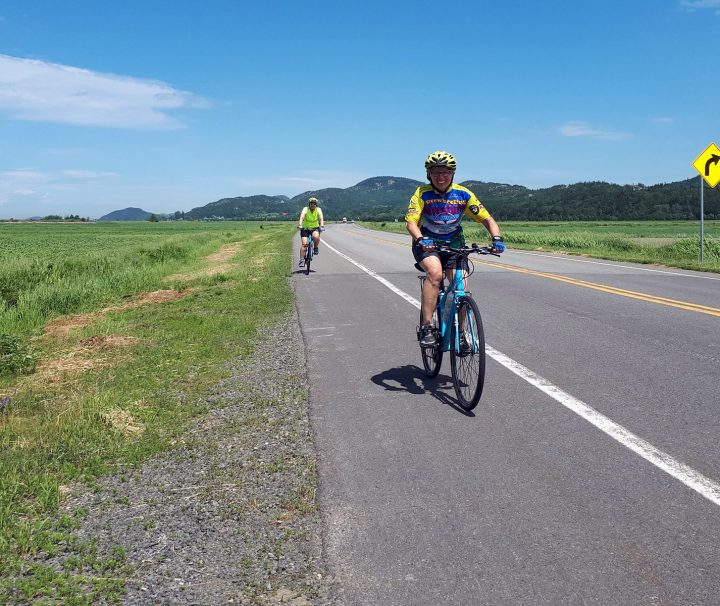 Low traffic paved road riding with a fantastic descent into Tadoussac on this Saguenay & Charlevoix Bike