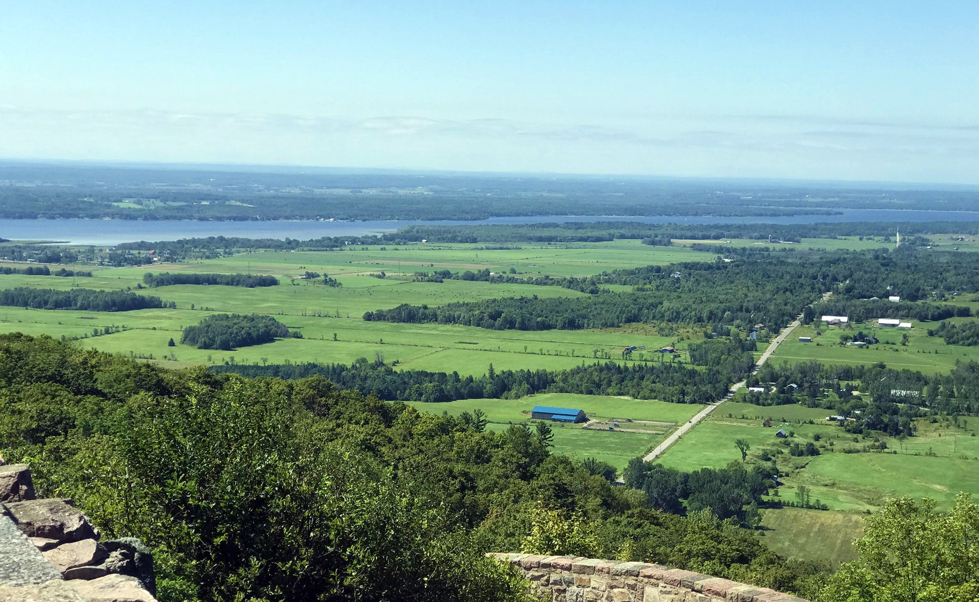 Quebec: Montréal to Ottawa Laurentians Bike Tour